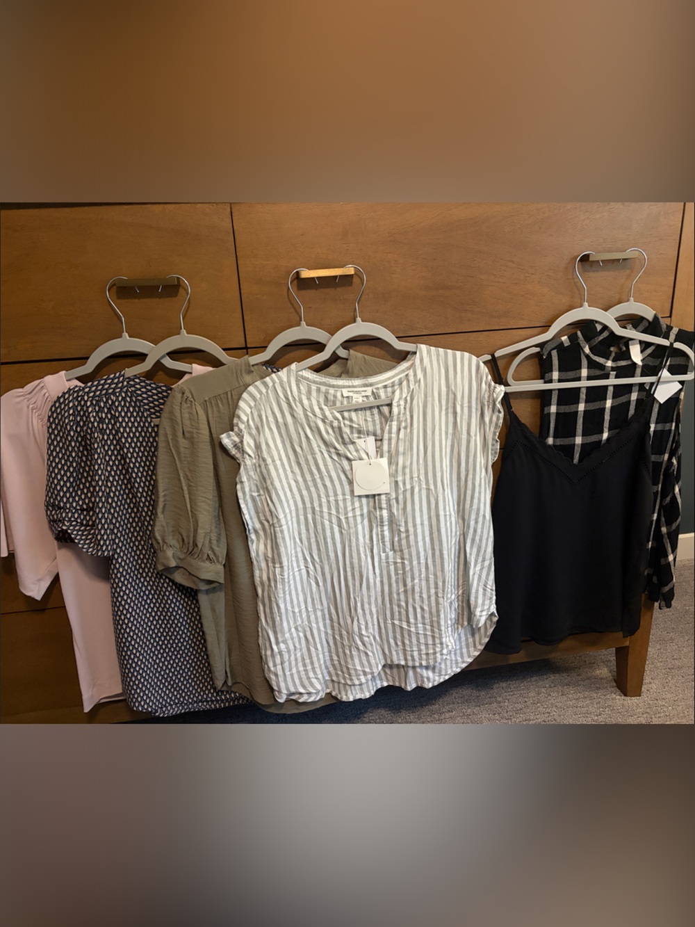 Size Small Women’s 6 Top Bundle - NWT & Used